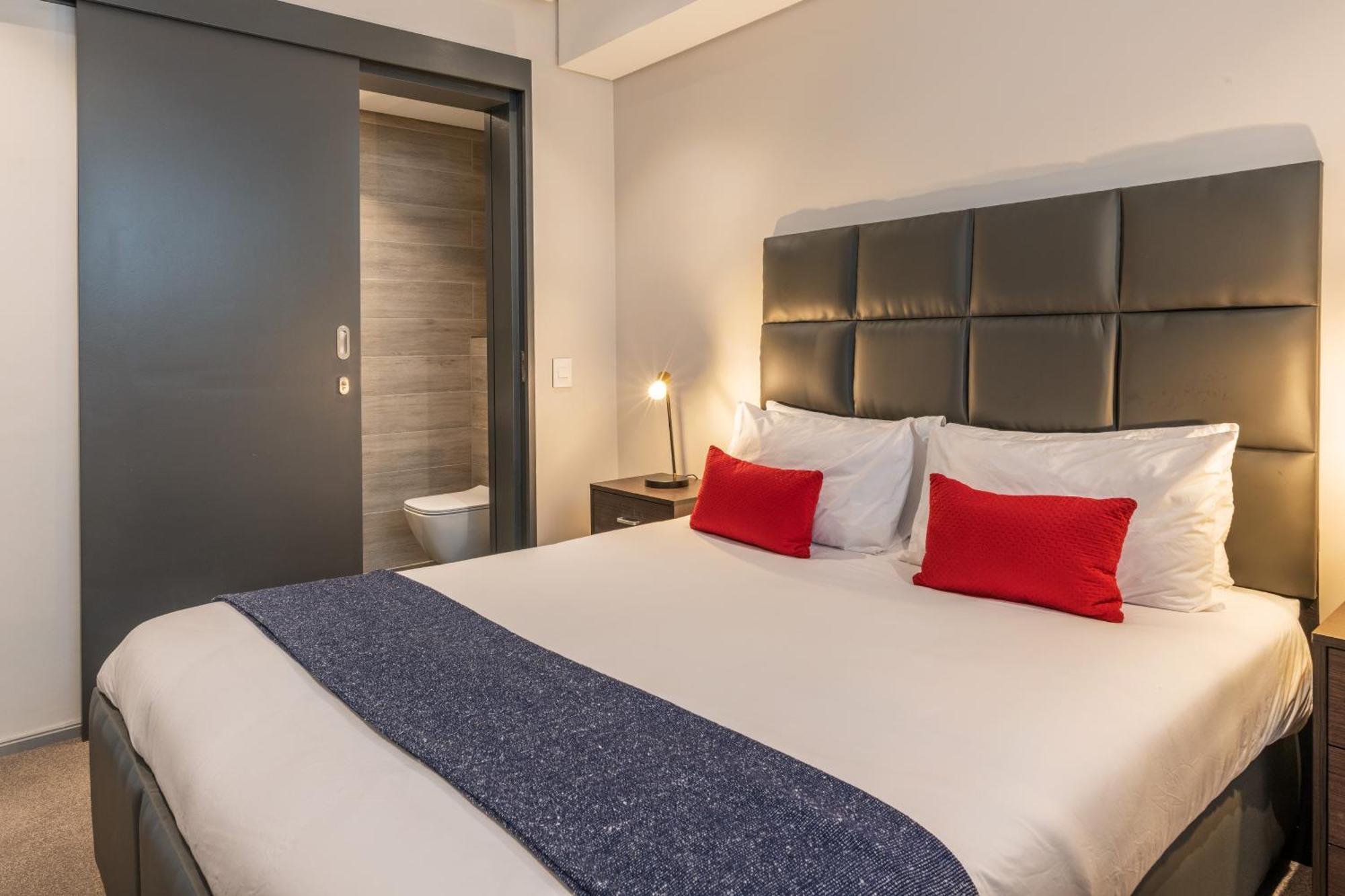Apartment De Waterkant Luxury By Nivar Cape Town