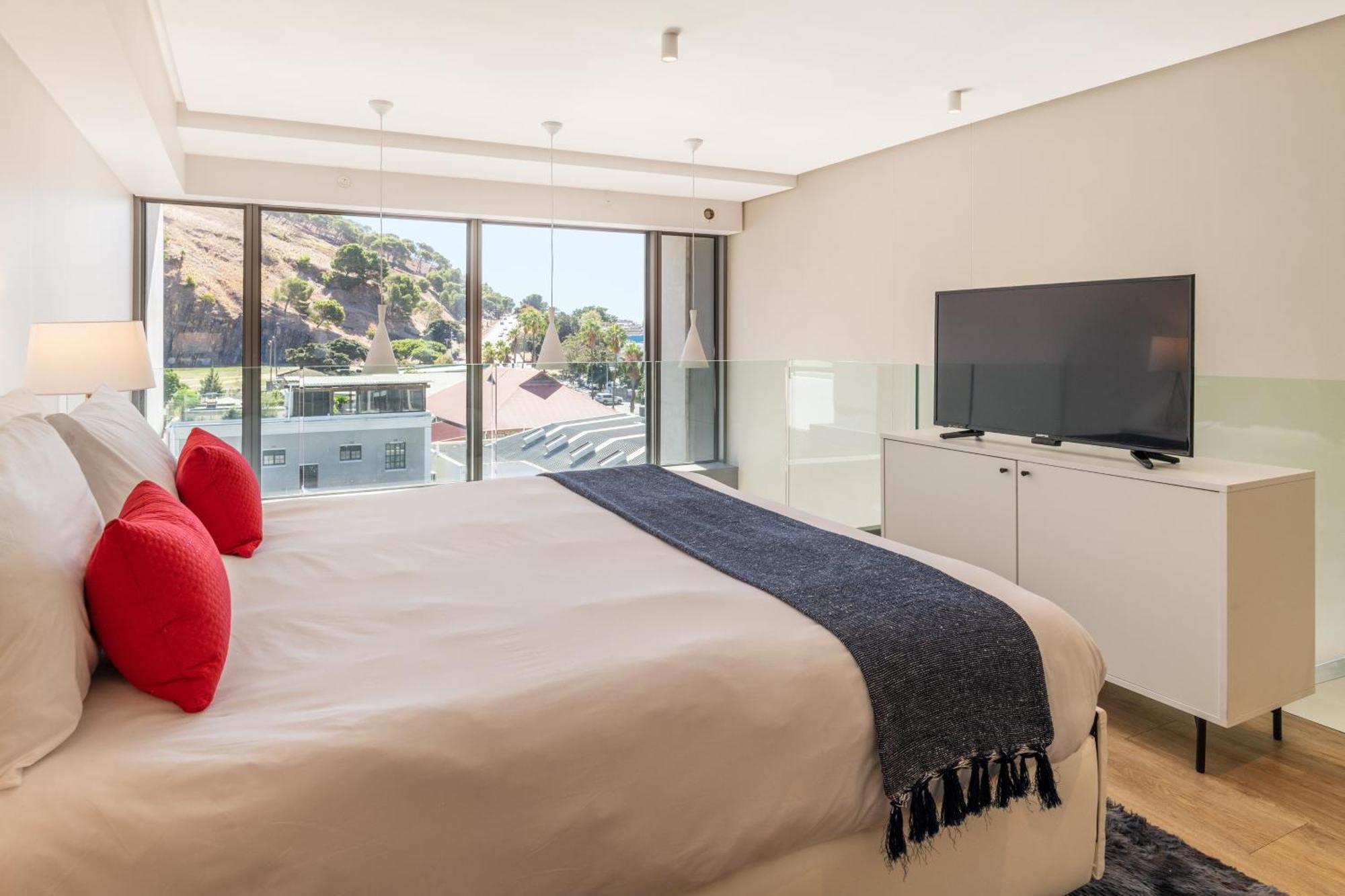 Apartment De Waterkant Luxury By Nivar Cape Town