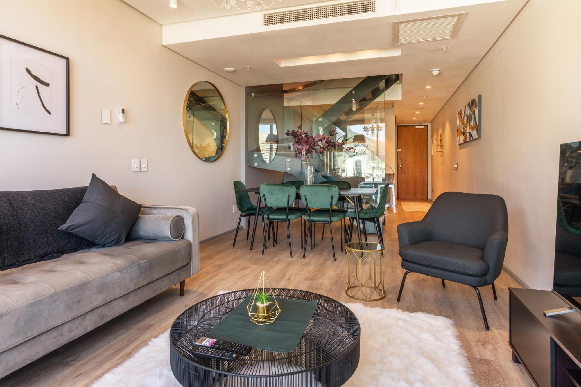 Apartment De Waterkant Luxury By Nivar Cape Town